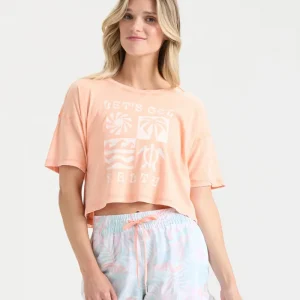 Alternative view of Women's Salty Scenes Cropped Shirt
